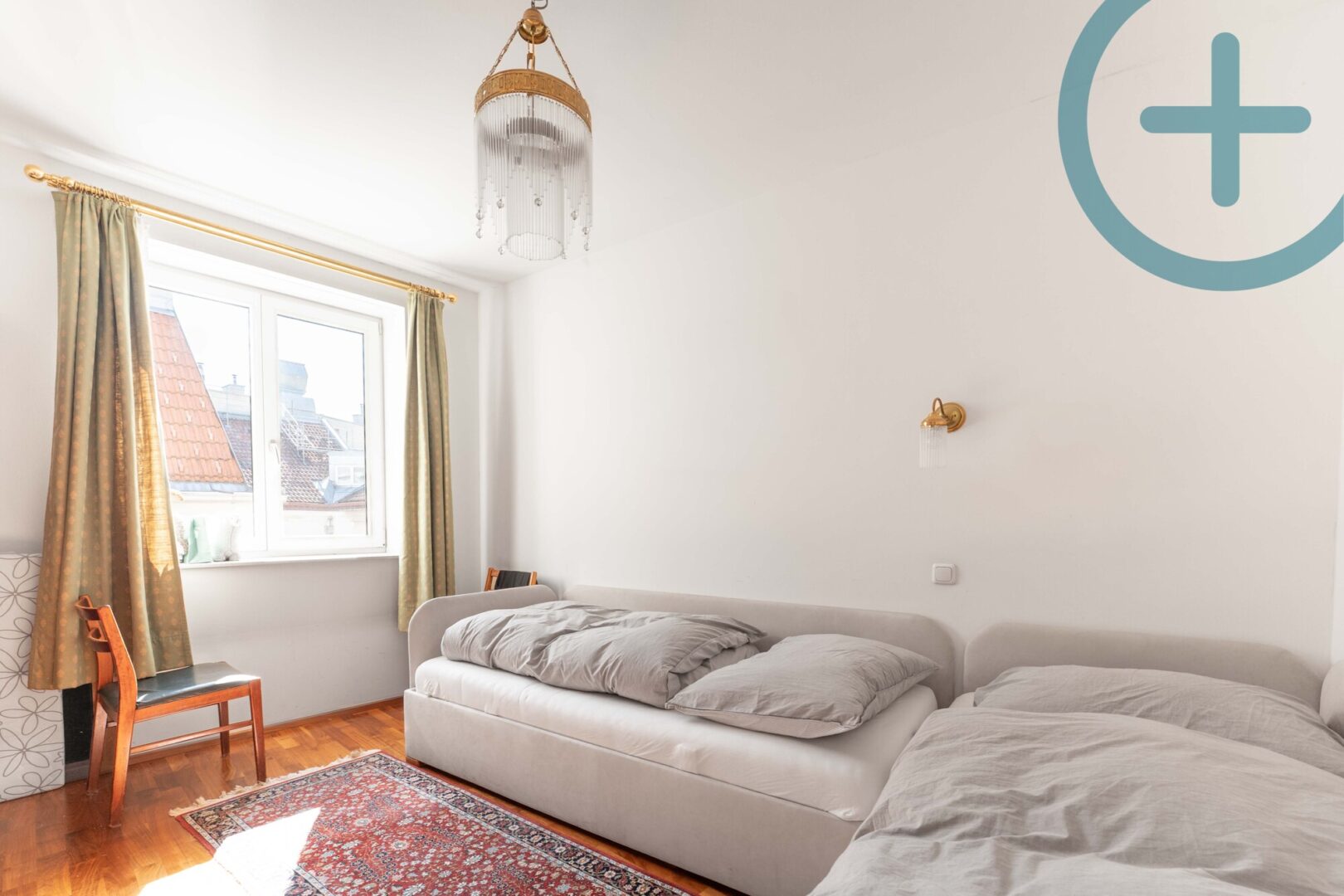 Schlafzimmer 1