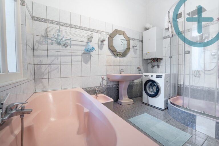 Badezimmer 1