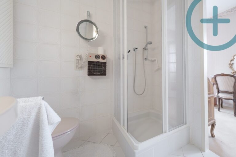 Badezimmer 2