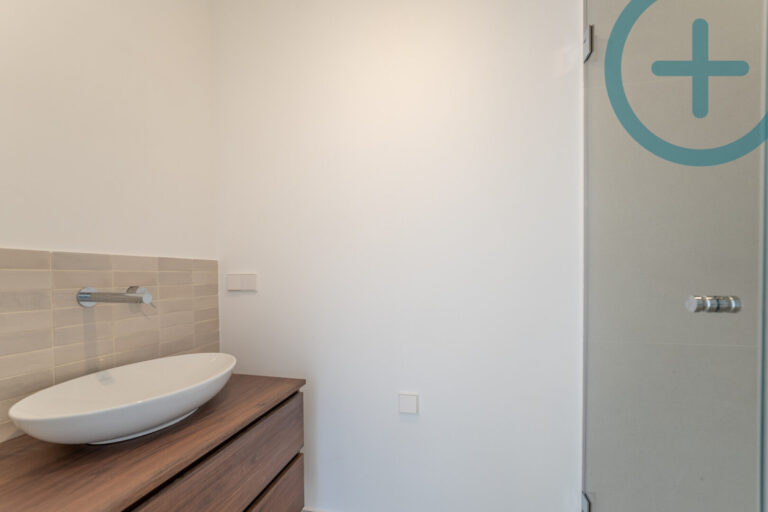 Badezimmer 1